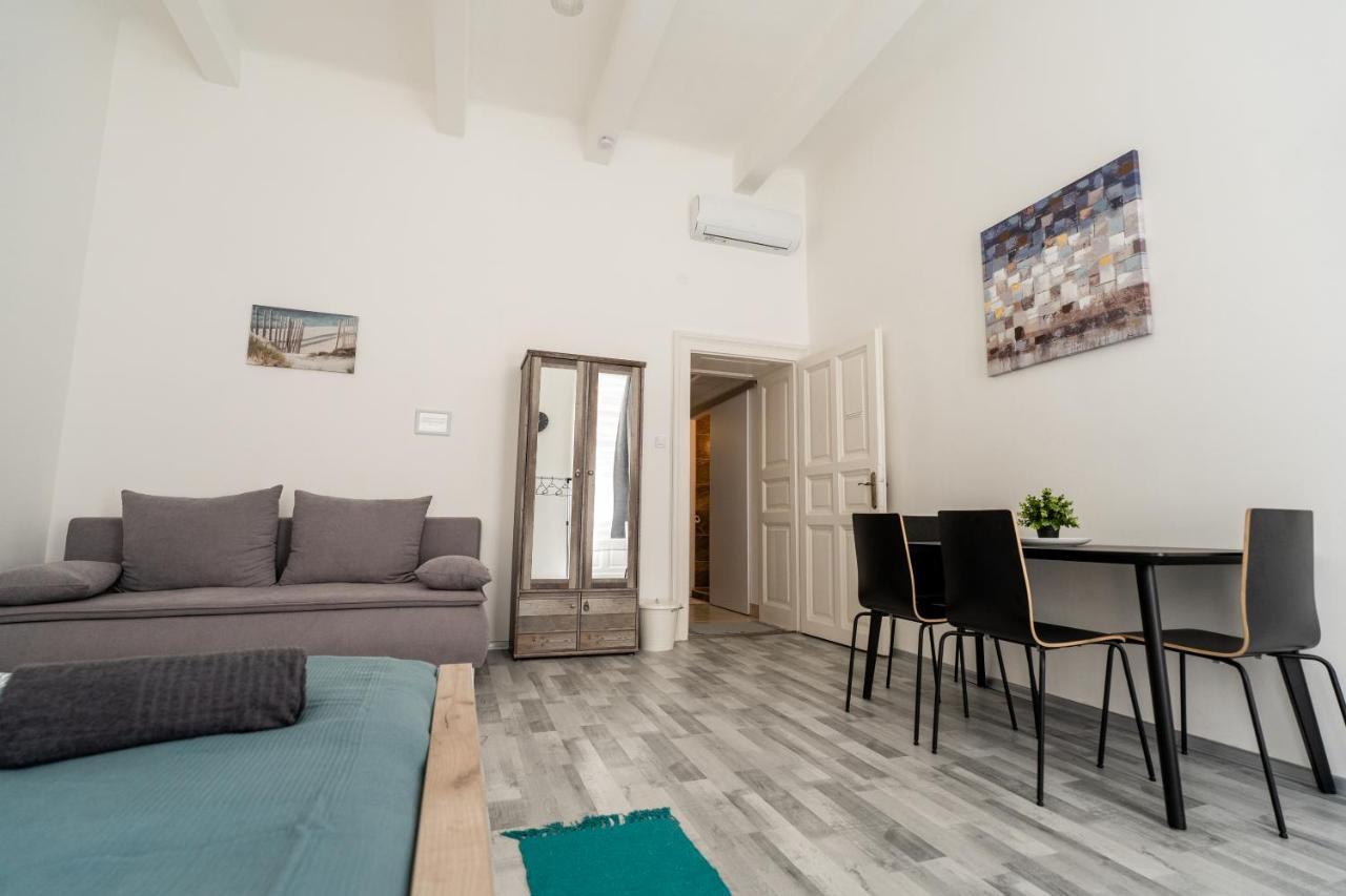 Apartament Seventh Heaven Budapeszt Zewnętrze zdjęcie